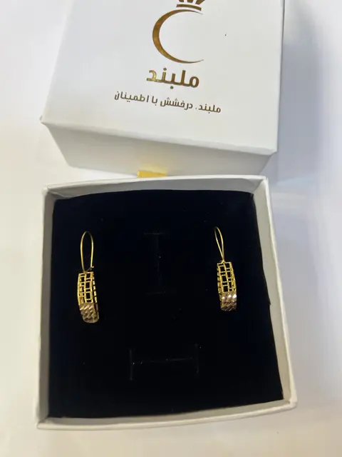 گوشواره طلا زنانه مدل ساده طرح الماسی، طلای 18 عیار